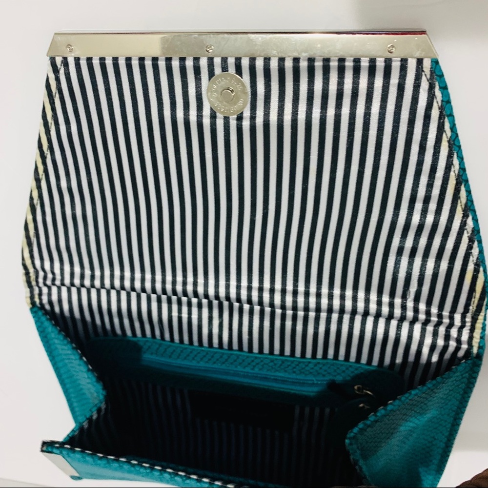 Women’s clutch bag